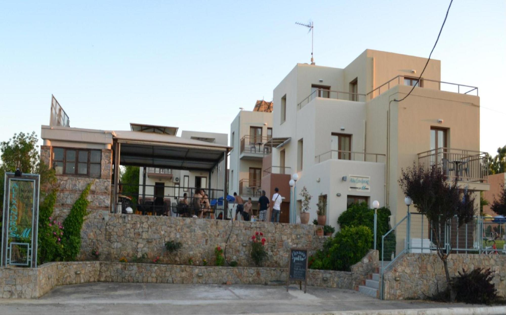 Alexandros M Lejlighedshotel Maleme Eksteriør billede